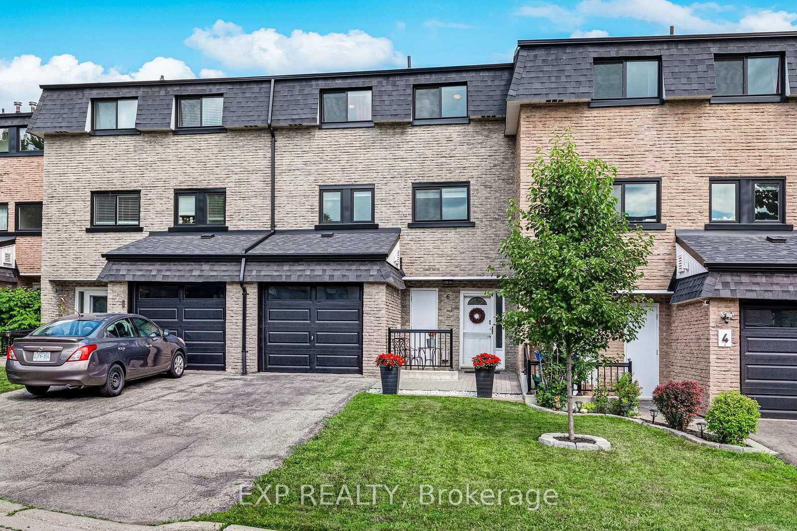 6-poplar-crescent-aurora-ontario-n13861012