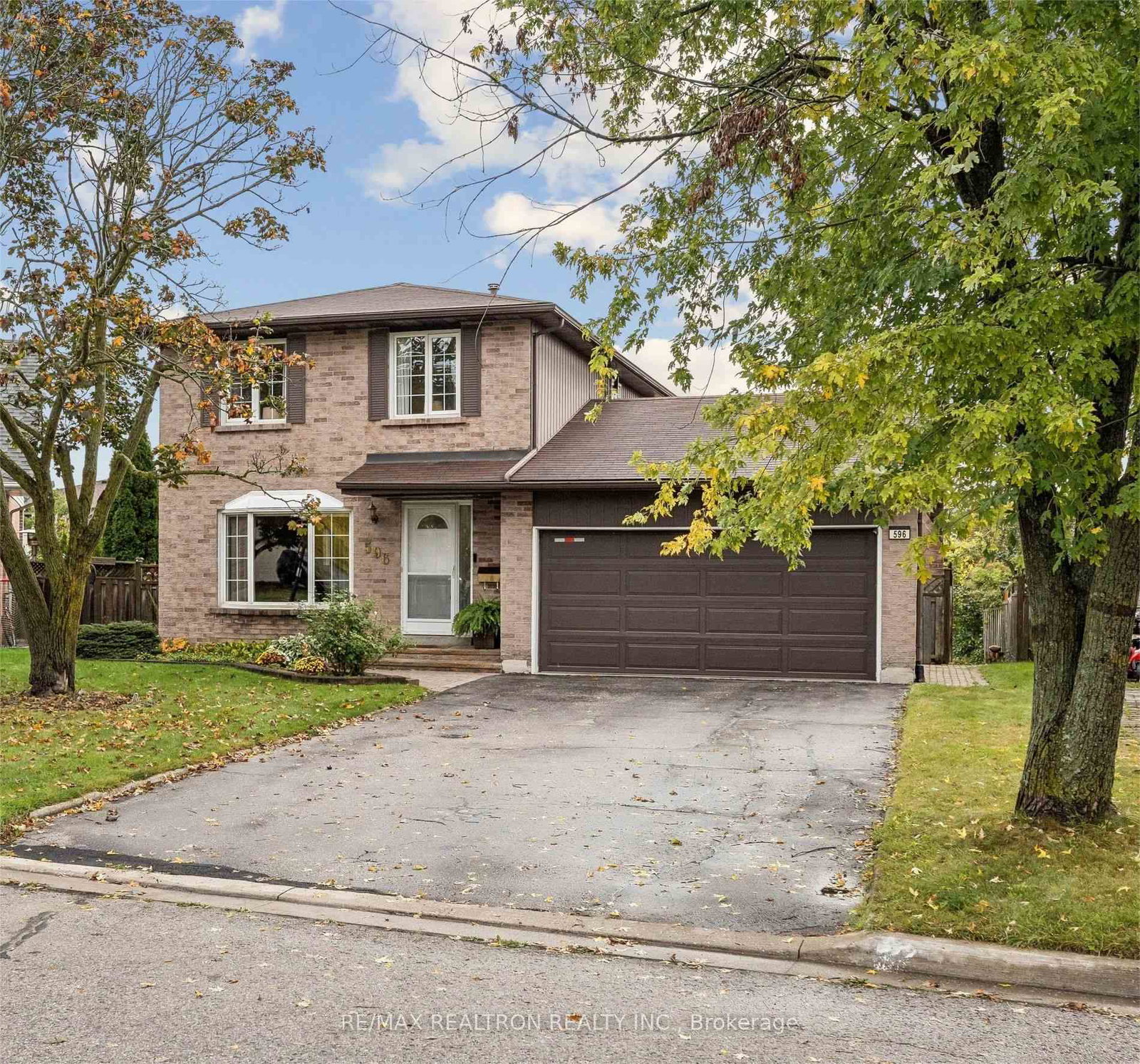 596-brooks-howard-court-newmarket-ontario-n13861268