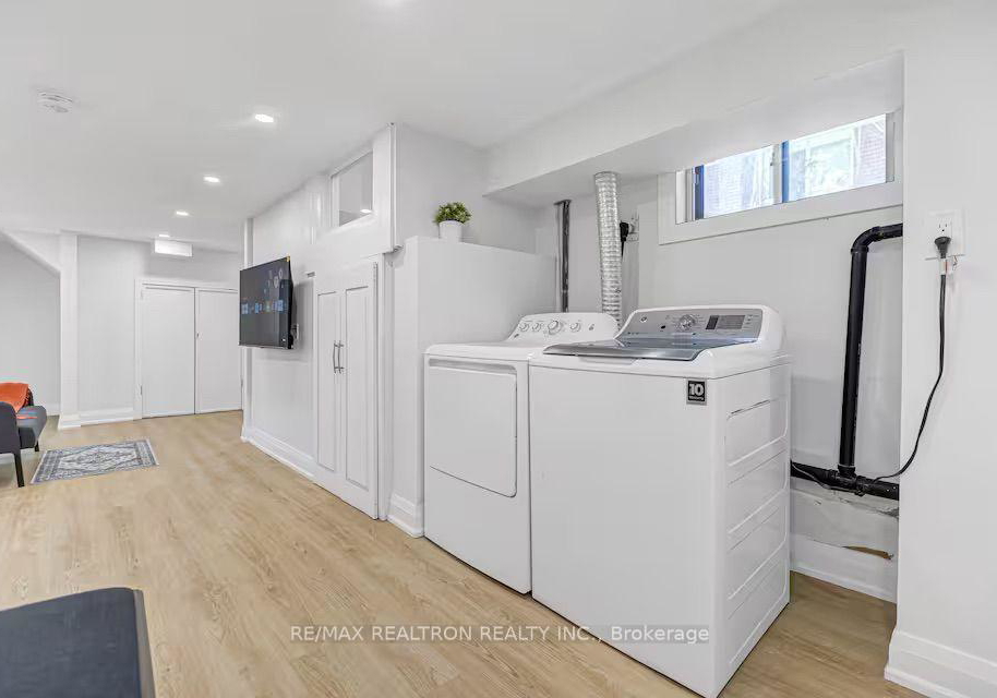 377-taylor-mills-drive-n-richmond-hill-ontario-n13861432