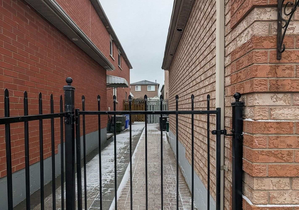 104-randall-avenue-markham-ontario-n13861852