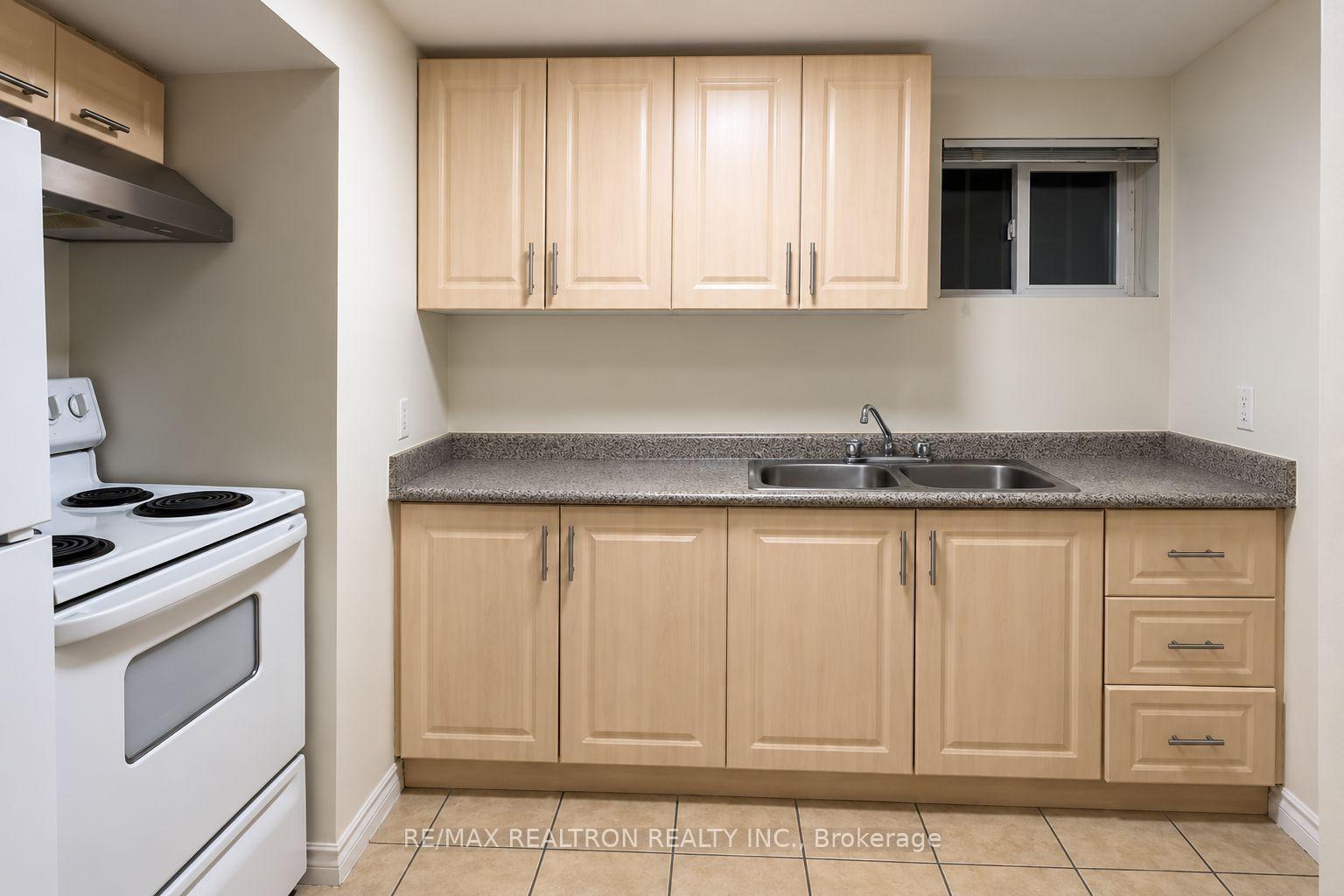 468-windhurst-gate-richmond-hill-ontario-n13862338
