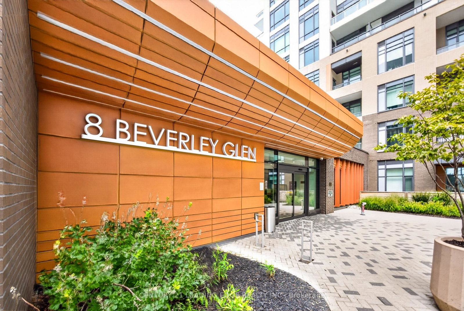 8-beverley-glen-boulevard-vaughan-ontario-n13863008