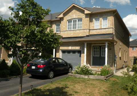 96-benjamin-hood-crescent-vaughan-ontario-n2414823