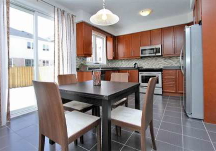 87-gladys-clarkson-drive-whitchurch-stouffville-ontario-n2592674
