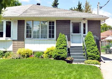 60-lindsay-avenue-newmarket-ontario-n2668397