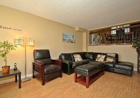 208-harrison-drive-newmarket-ontario-n3030751