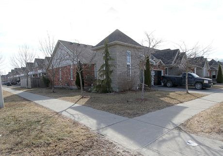 77-cowan-avenue-new-tecumseth-ontario-n3159315
