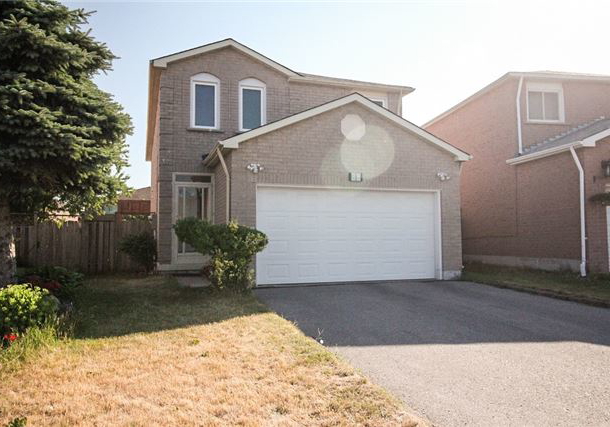 88-harness-circle-markham-ontario-n3559410
