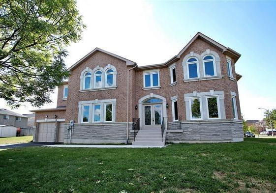 61-rocksprings-avenue-richmond-hill-ontario-n3607117