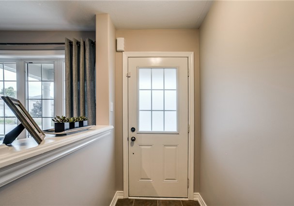 17-christina-crescent-bradford-west-gwillimbury-ontario-n3617617