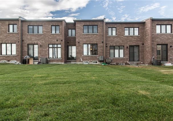 10-helliwell-crescent-richmond-hill-ontario-n3624114