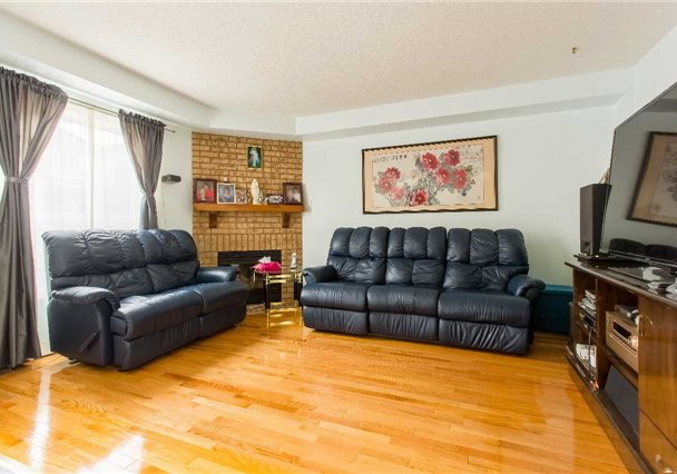 283-doubtfire-crescent-markham-ontario-n4070097
