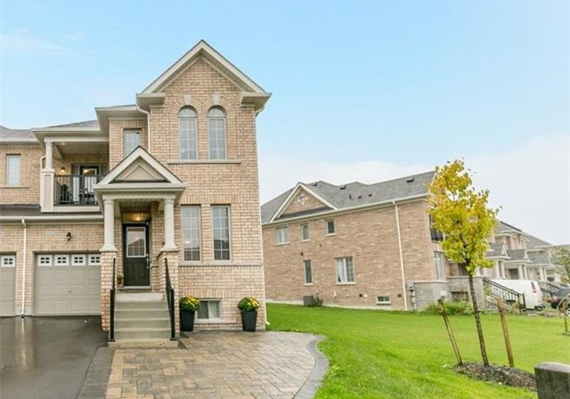 332-luck-court-newmarket-ontario-n4293274