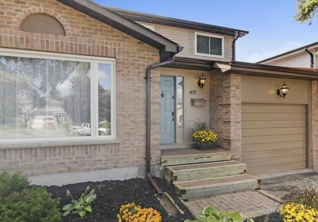 977-ferndale-crescent-newmarket-ontario-n4314545