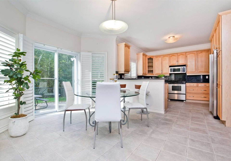 175-estate-garden-drive-richmond-hill-ontario-n4350488