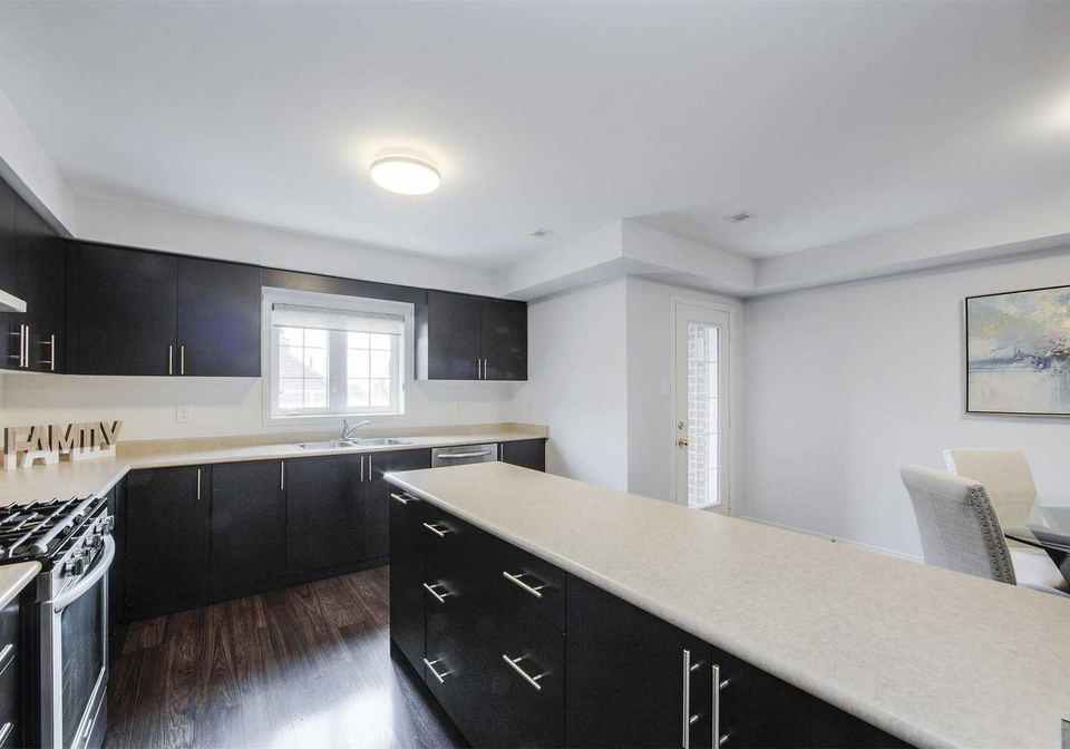 39-eastern-skies-way-markham-ontario-n4456398