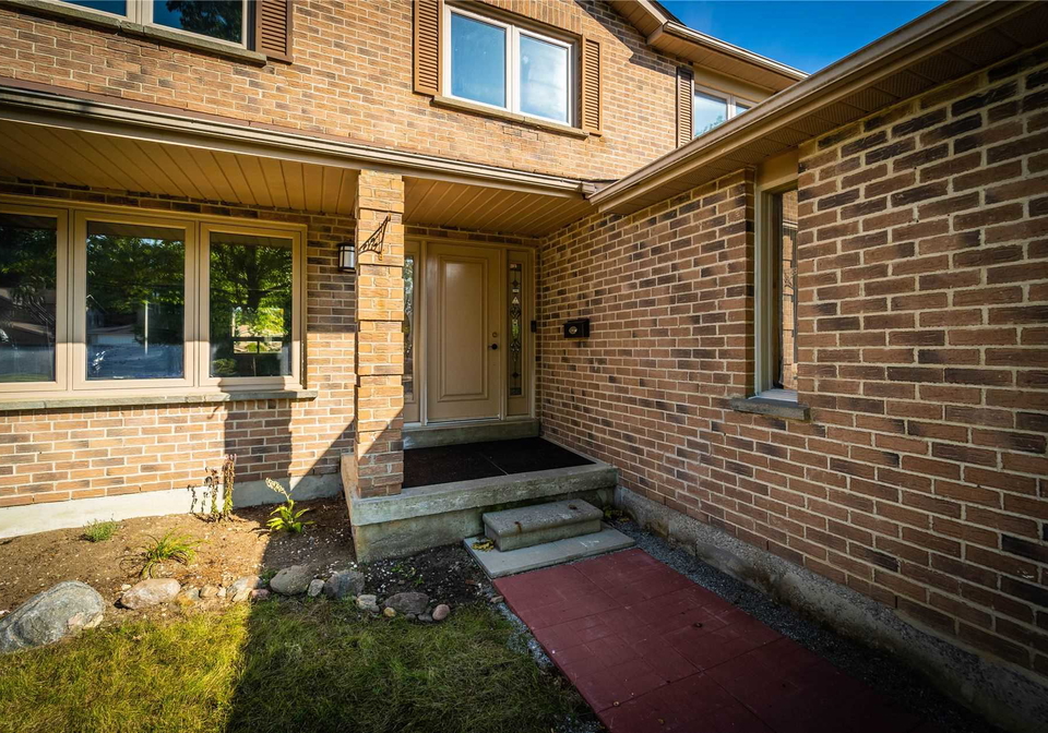 359-salisbury-lane-newmarket-ontario-n4579520