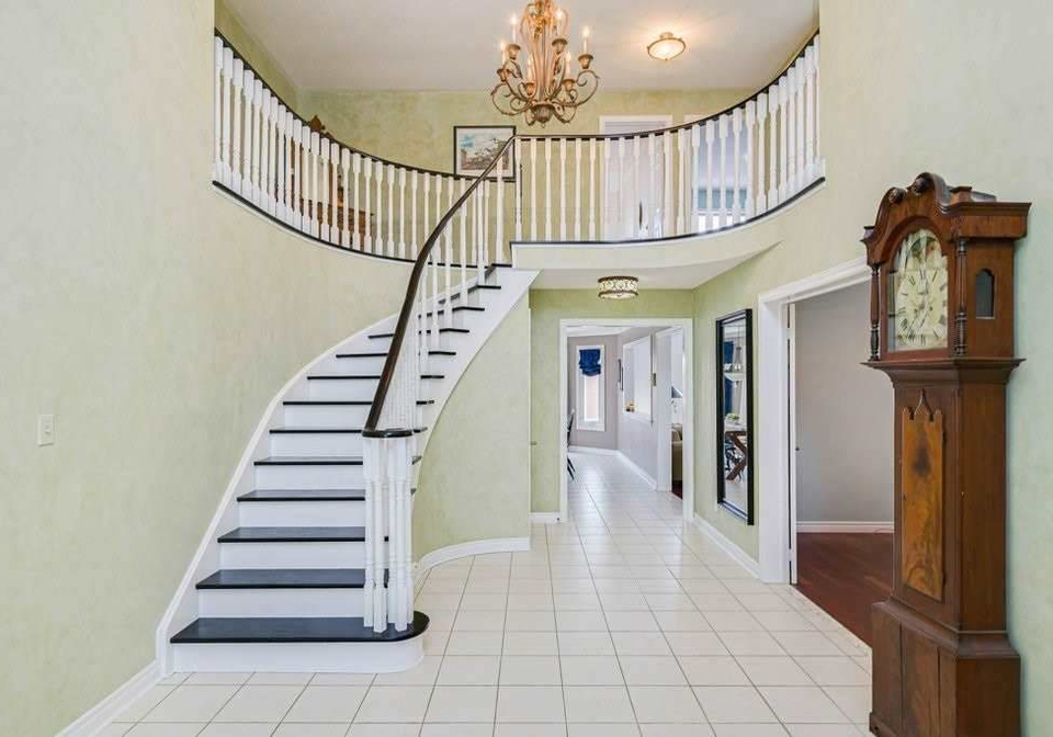 267-savage-road-newmarket-ontario-n4634863