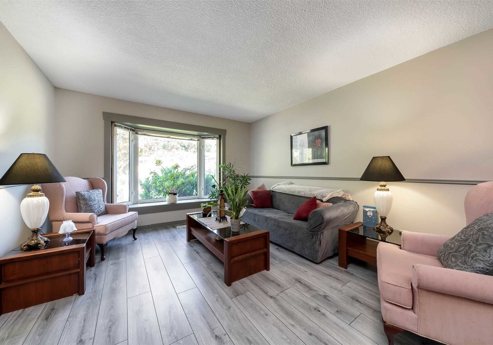 260-britannia-avenue-bradford-west-gwillimbury-ontario-n4682067