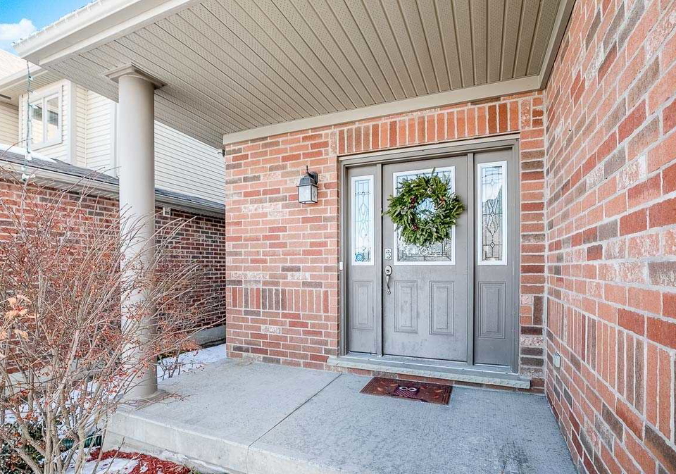 217-king-street-s-new-tecumseth-ontario-n4693106