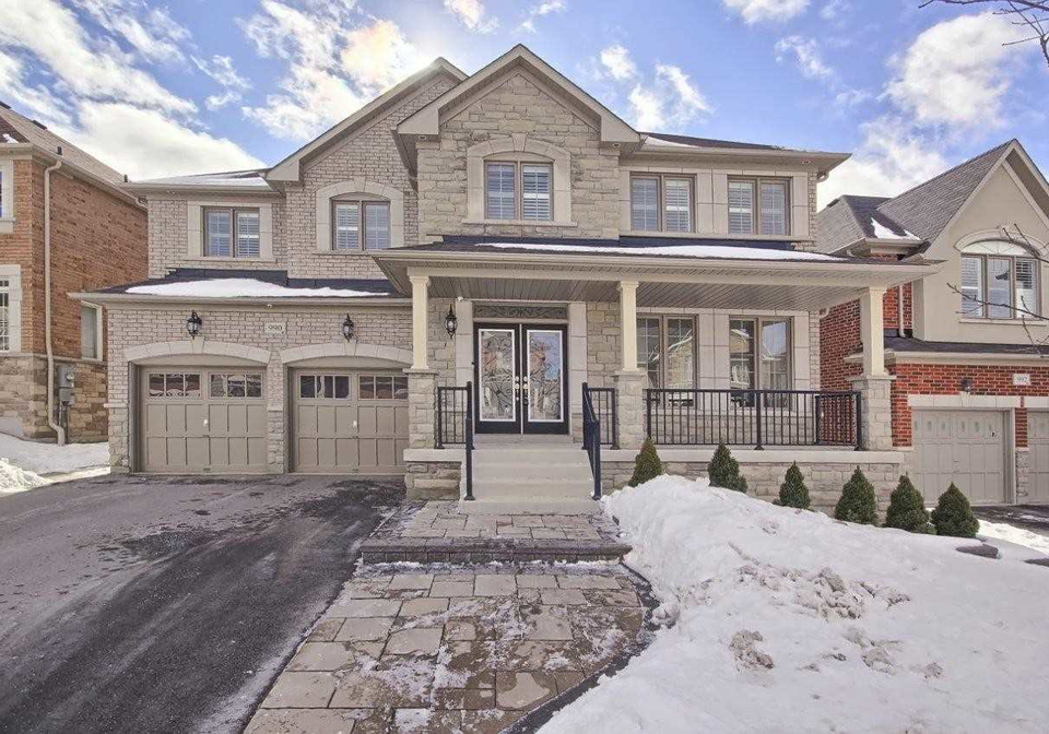 990-sherman-brock-circle-newmarket-ontario-n4698532