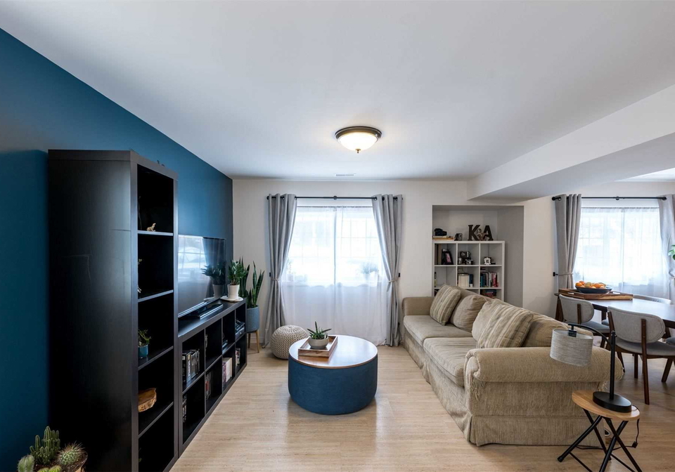 691-irwin-crescent-newmarket-ontario-n4726939