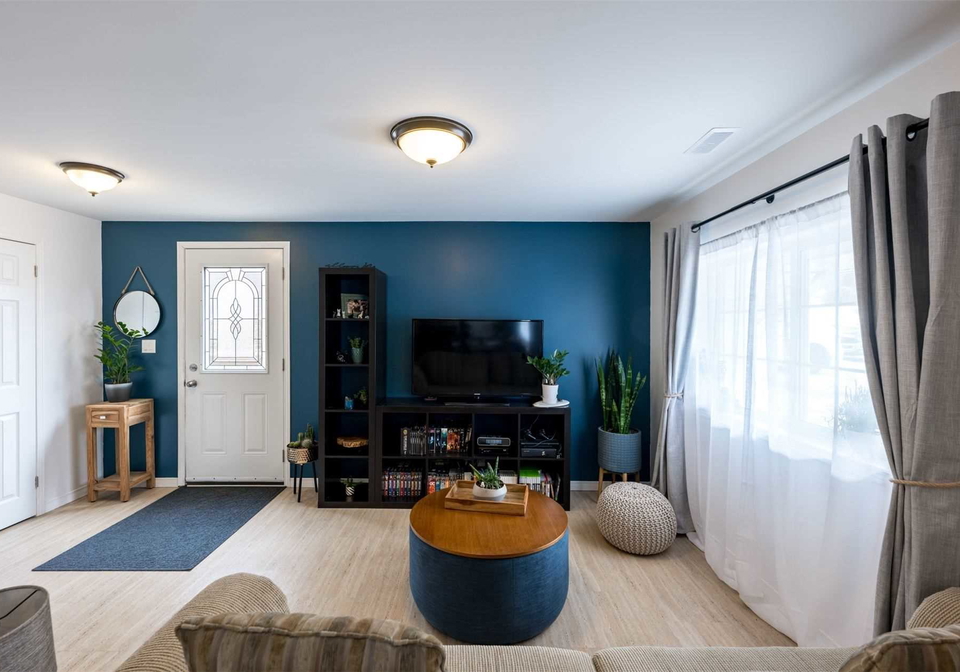 691-irwin-crescent-newmarket-ontario-n4726939