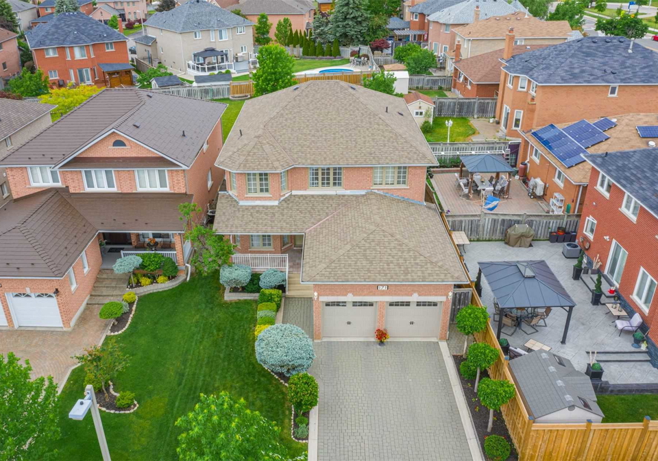 171-dolores-crescent-vaughan-ontario-n4790190