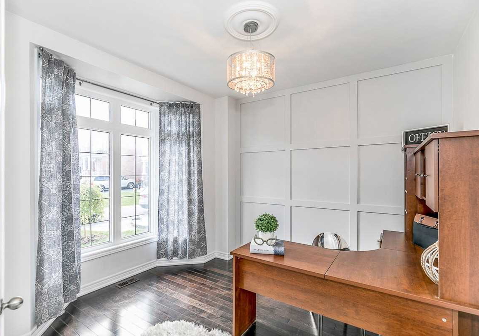 162-art-west-avenue-newmarket-ontario-n4944861