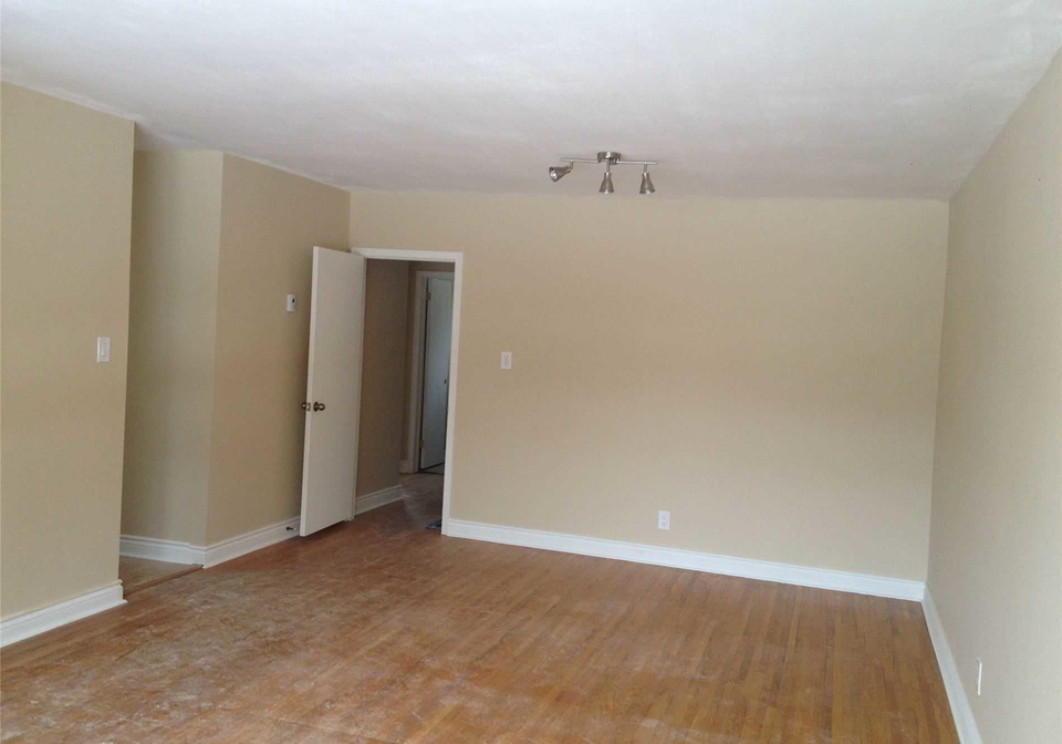 21-davis-road-aurora-ontario-n4967123