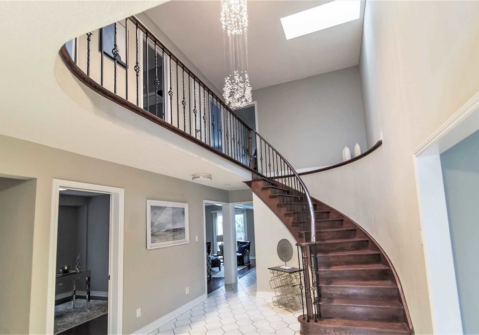 52-hazelmere-drive-richmond-hill-ontario-n4969855