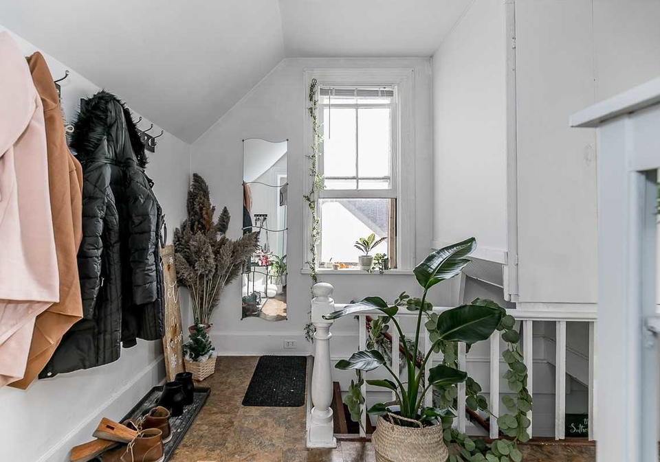 330-botsford-street-newmarket-ontario-n4983944