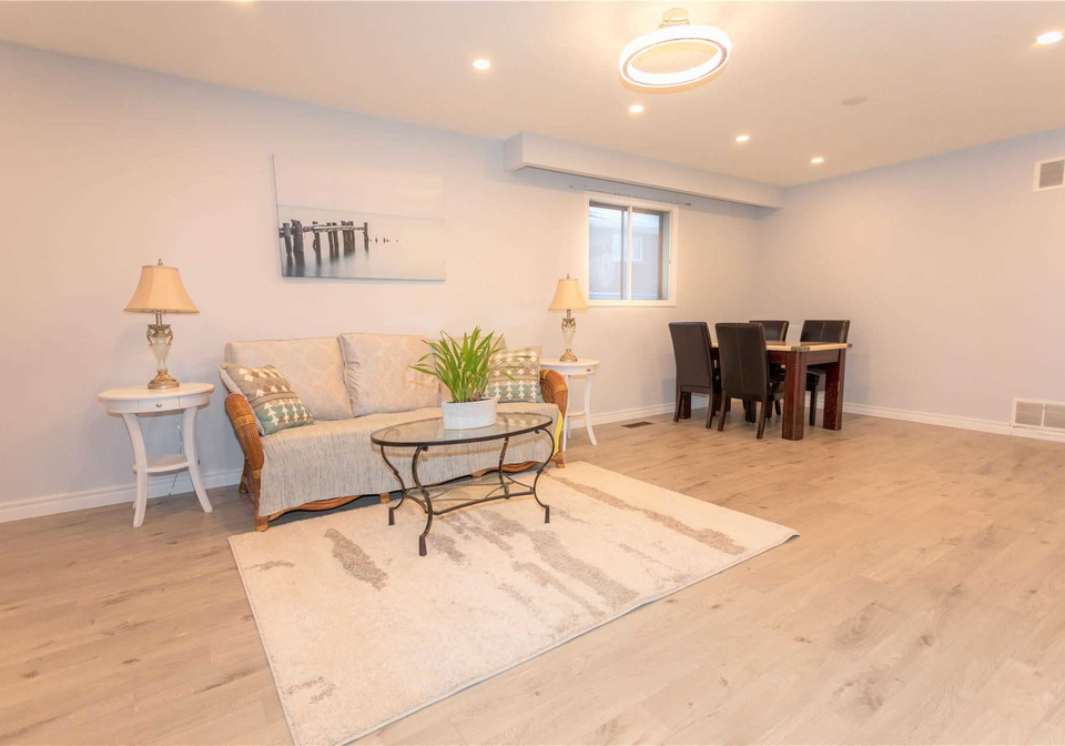 4-fordcombe-crescent-markham-ontario-n5110245