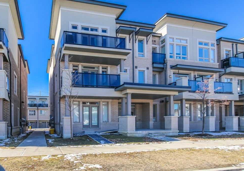 105-kayla-crescent-e-vaughan-ontario-n5111121
