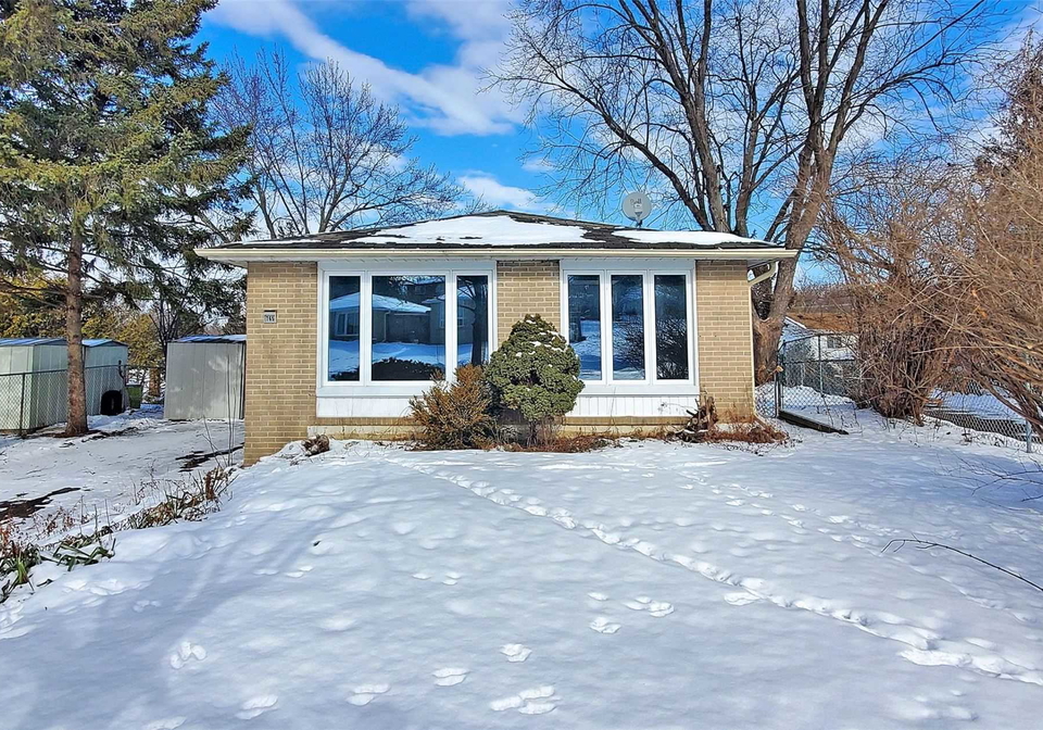765-greenfield-crescent-newmarket-ontario-n5133399
