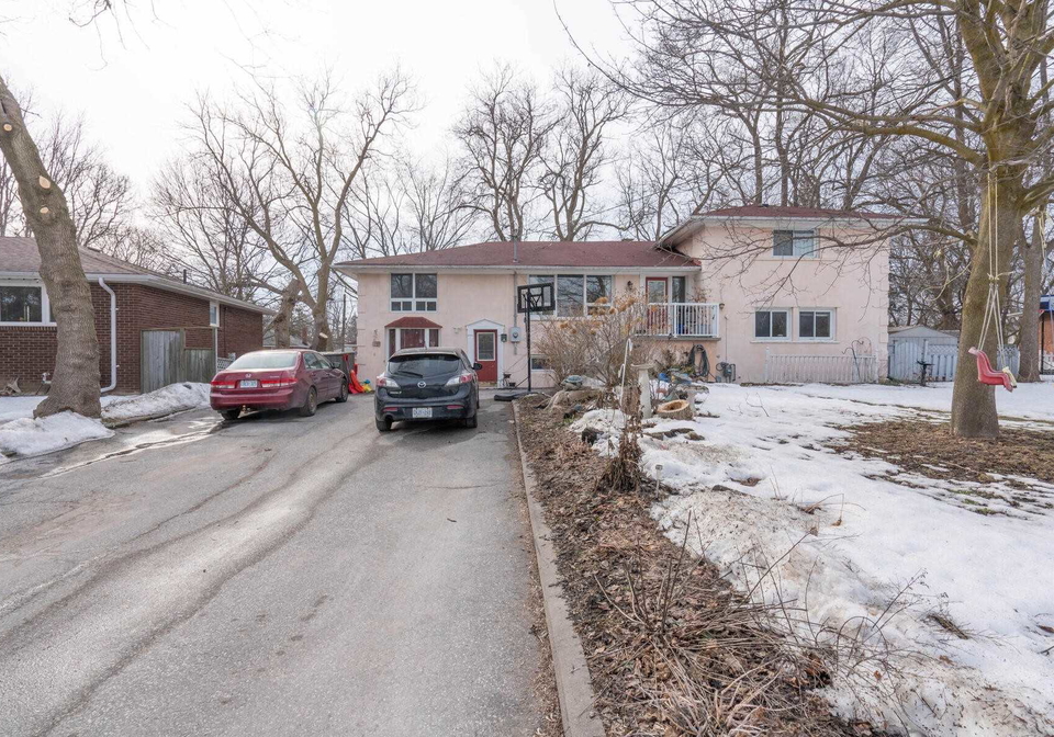395-loretta-crescent-whitchurch-stouffville-ontario-n5142881