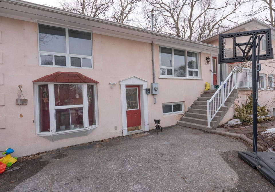 395-loretta-crescent-whitchurch-stouffville-ontario-n5142881