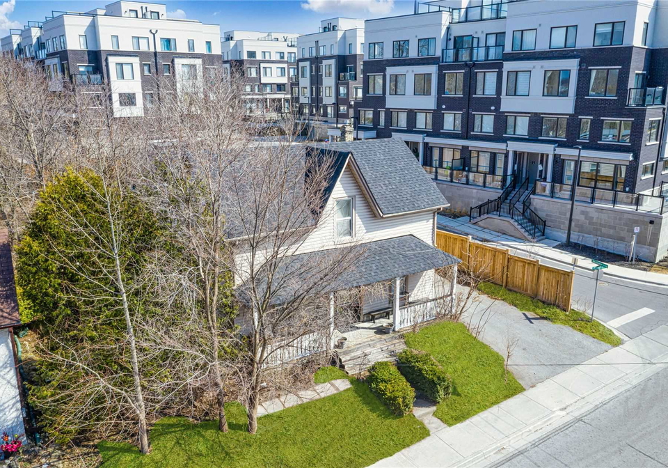 31-machell-avenue-aurora-ontario-n5186325