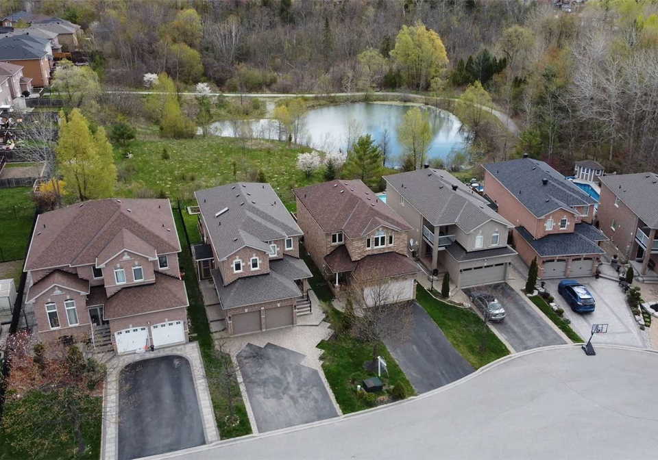 11-kingsmead-court-richmond-hill-ontario-n5229101