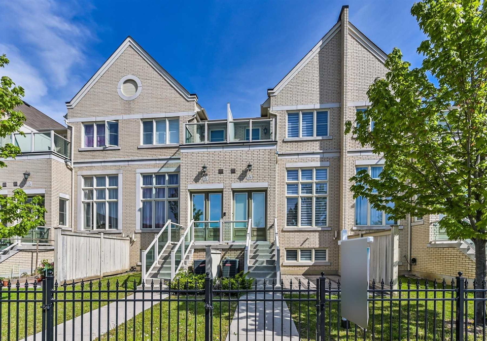 19-maytime-way-markham-ontario-n5242053