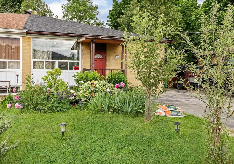 39-davis-road-aurora-ontario-n5275720
