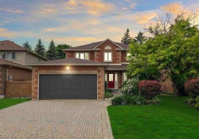 238-glenway-circle-newmarket-ontario-n5288897