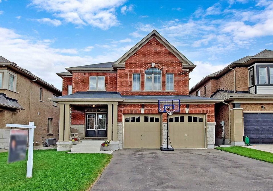 48-whitebirch-lane-east-gwillimbury-ontario-n5345582