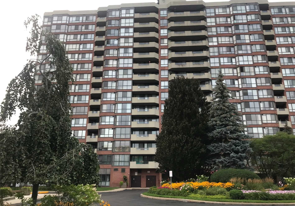 100-observatory-lane-e-richmond-hill-ontario-n5347657