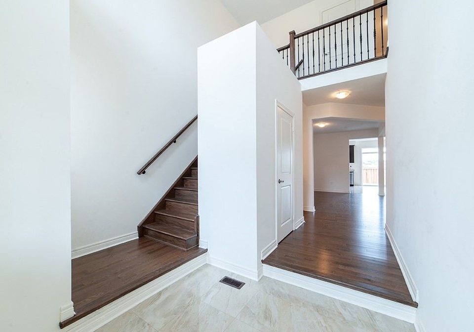 258-gibson-circle-bradford-west-gwillimbury-ontario-n5400346