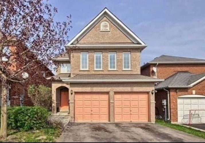 545-menczel-crescent-newmarket-ontario-n5415981
