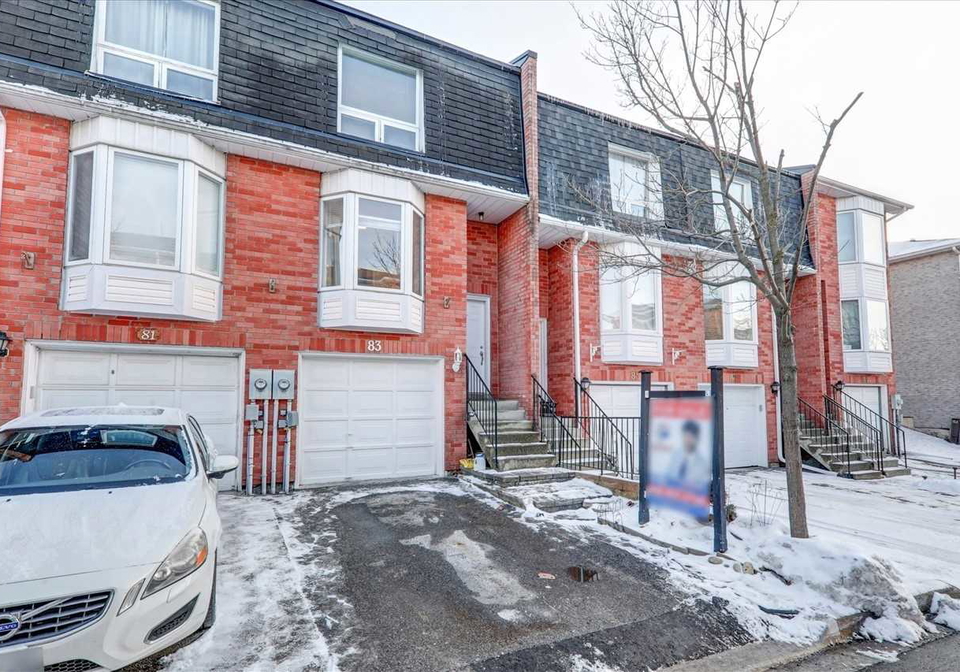 83-william-curtis-circle-newmarket-ontario-n5467716