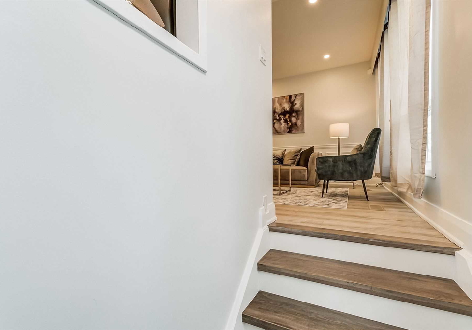 399-browndale-crescent-richmond-hill-ontario-n5470220