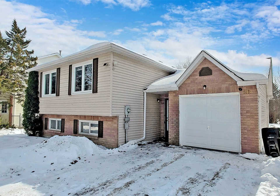 1017-anna-maria-avenue-innisfil-ontario-n5488234