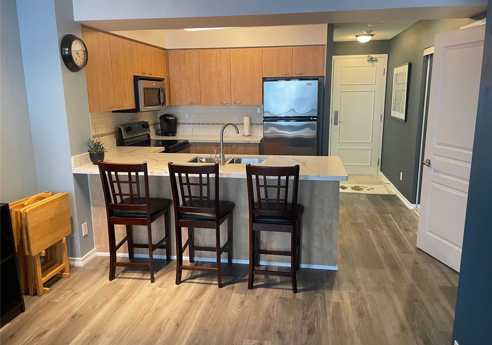 330-red-maple-road-e-richmond-hill-ontario-n5526768